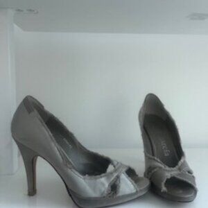 Silver Pedro Garcia Heels